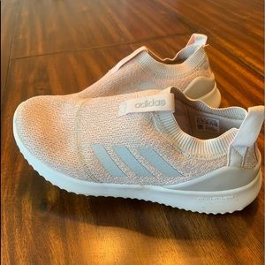 Adidas cloud foam size 7 1/2